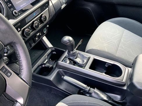 Used 2023 Toyota Tacoma TRD Sport image 16