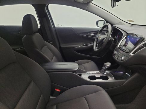 Used 2024 Chevrolet Malibu LT image 21