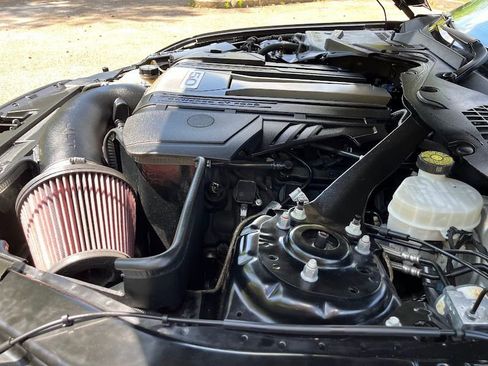 Used 2018 Ford Mustang GT Premium RWD image 26