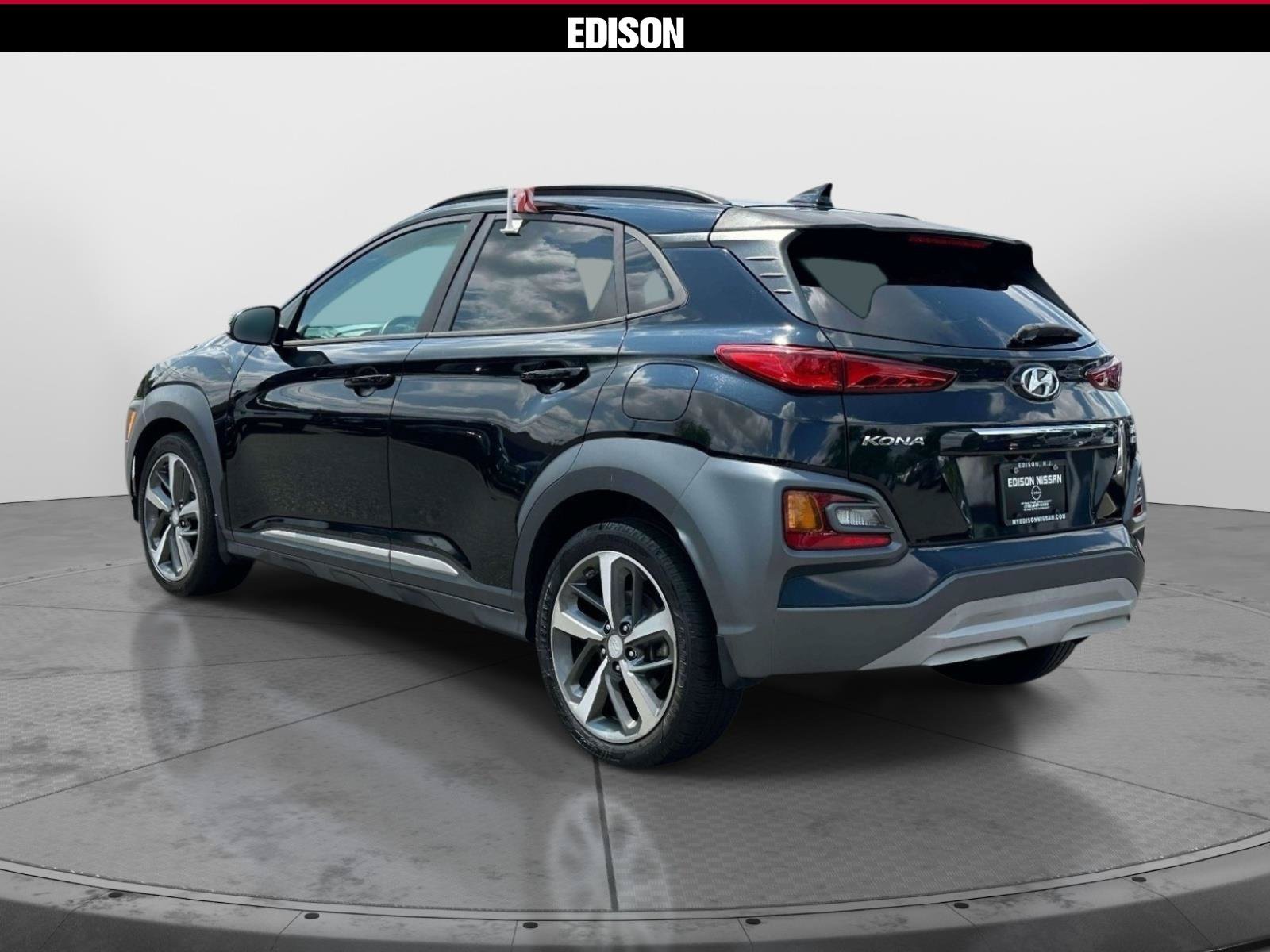 Used 2019 Hyundai Kona Limited w/ Cargo Package AWD/4WD image 4