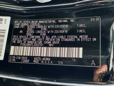 Used 2020 Toyota Highlander XLE AWD/4WD image 36