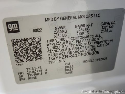 Certified 2023 Cadillac XT4 Luxury w/ Cold Weather Package image 25