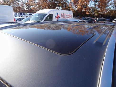 Used 2024 Hyundai Palisade SEL w/ Premium Package image 11