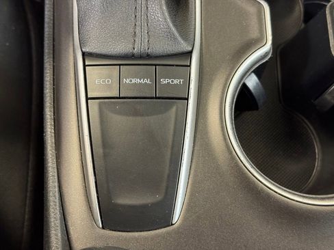 Used 2023 Toyota Camry LE FWD image 31