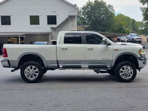 Used 2019 RAM 2500 Laramie AWD/4WD image 8