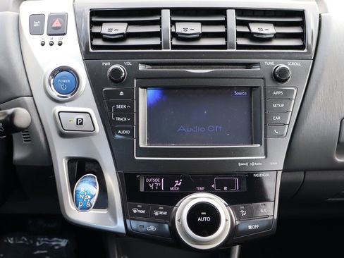 Used 2012 Toyota Prius V Three image 34