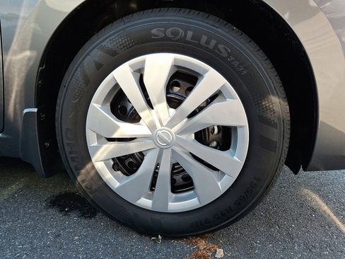 New 2025 Nissan Versa S image 4