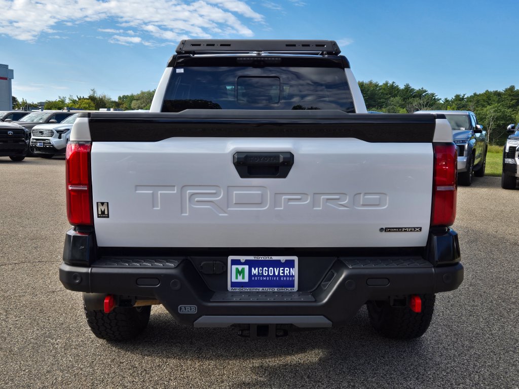 Used 2025 Toyota Tacoma TRD Pro AWD/4WD image 4