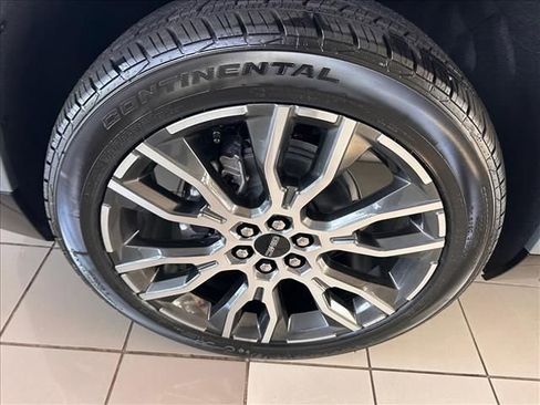 New 2026 GMC Acadia Denali Ultimate FWD image 17
