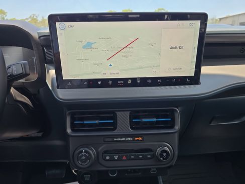 New 2025 Ford Maverick Lobo image 17