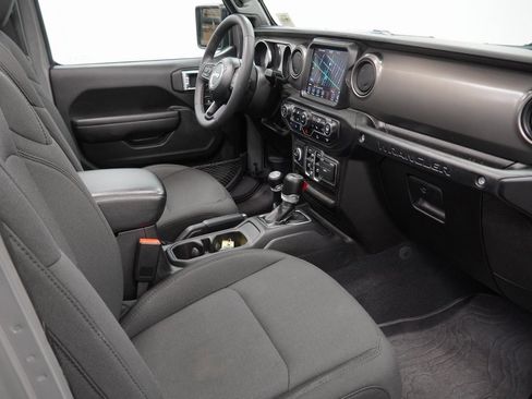 Certified 2023 Jeep Wrangler Willys 4xe w/ Sun & Screen Package image 51