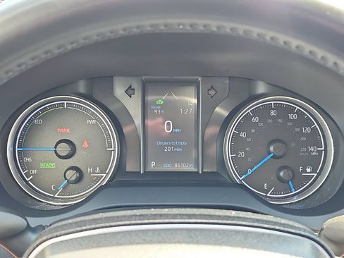 Used 2021 Toyota Venza LE w/ Carpet Mat Package (TMS) AWD/4WD image 29