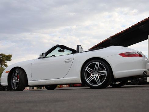 Used 2007 Porsche 911 Carrera 4S AWD/4WD image 18