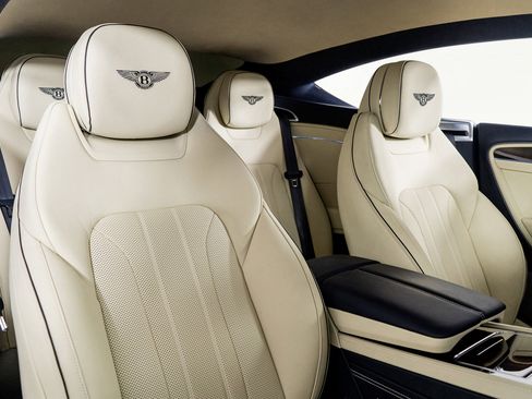 Used 2023 Bentley Continental GT Mulliner image 29