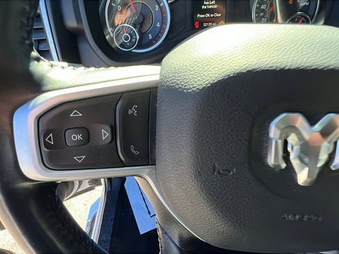 Used 2024 RAM 2500 Big Horn image 27