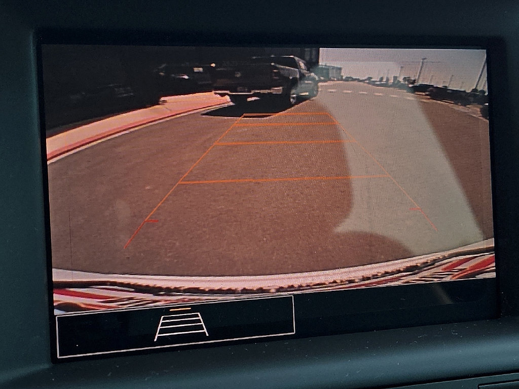 Used 2024 GMC Terrain SLE FWD image 14