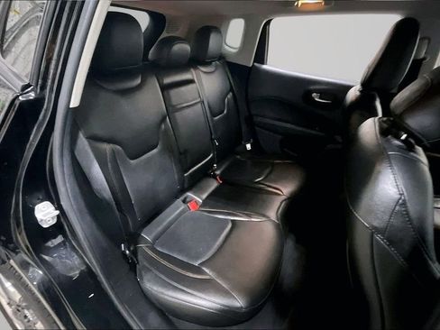 Used 2018 Jeep Compass Limited w/ Navigation Group image 25