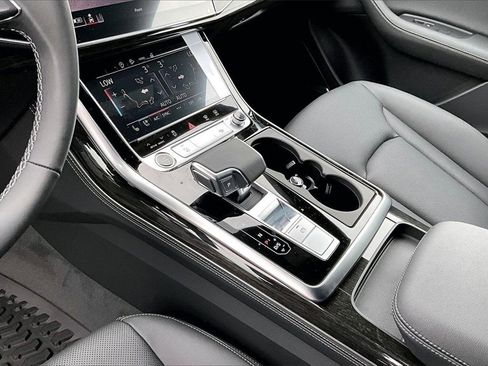New 2026 Audi Q8 Premium Plus image 23