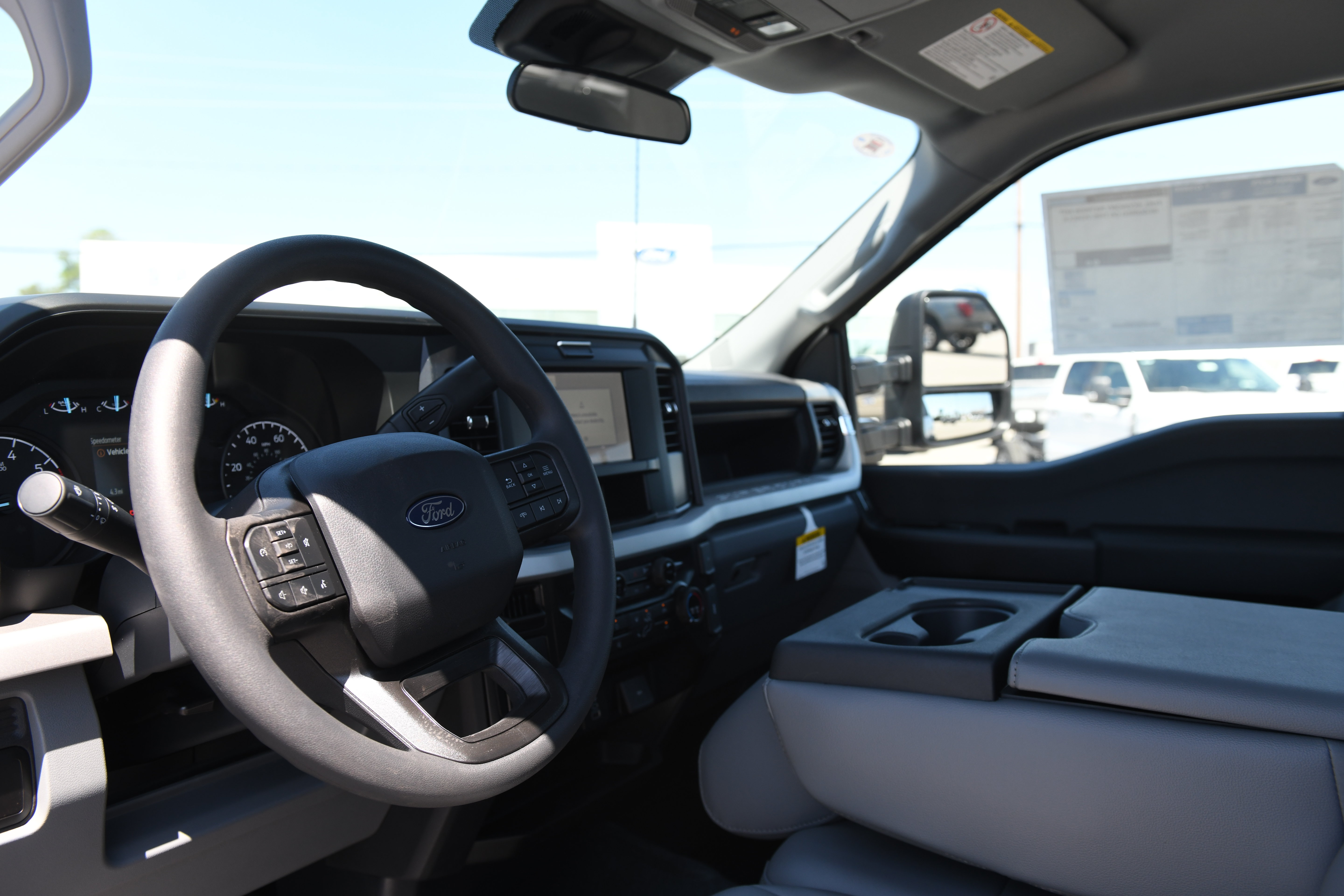 New 2027 Ford F250 XL w/ XL Chrome Package RWD image 11