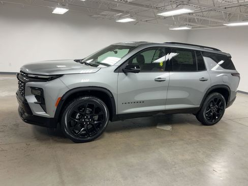 New 2026 Chevrolet Traverse RS image 19