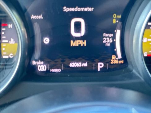 Used 2021 Jeep Wrangler Unlimited Sahara w/ Cold Weather Group AWD/4WD image 13