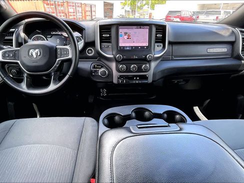 Used 2024 RAM 2500 Big Horn w/ Safety Group image 15