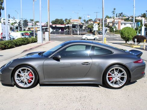 Used 2013 Porsche 911 Carrera 4S AWD/4WD image 2