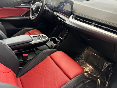 Used 2023 BMW X1 xDrive28i w/ M Sport Package image 32