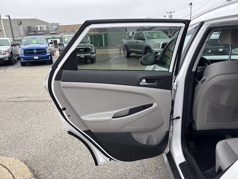 Used 2017 Hyundai Tucson Eco w/ Cargo Package image 26