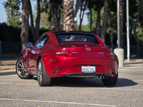 Used 2023 MAZDA MX-5 Miata Grand Touring w/ Weather Package RWD image 10