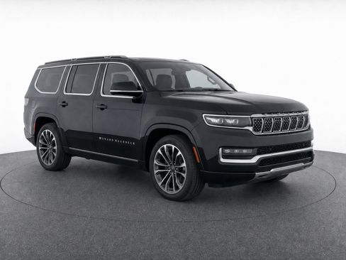 Used 2022 Jeep Grand Wagoneer Series III AWD/4WD image 2