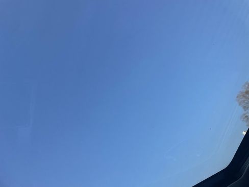 Used 2011 RAM 2500 Laramie w/ Protection Group image 17