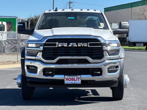 New 2026 RAM 5500 Tradesman w/ Chrome Appearance Group image 8