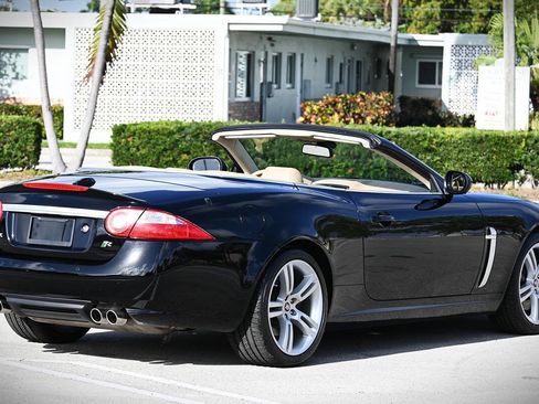 Used 2007 Jaguar XKR R image 11