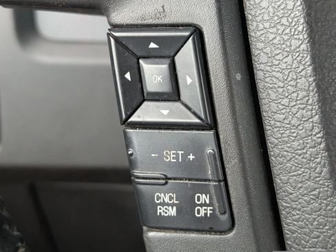 Used 2014 Ford F150 XLT w/ XLT Chrome Package AWD/4WD image 22