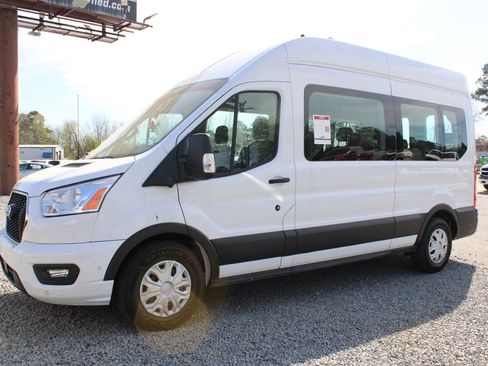 Used 2022 Ford Transit 350 XLT image 3