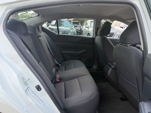Certified 2025 Nissan Altima 2.5 SV FWD image 15