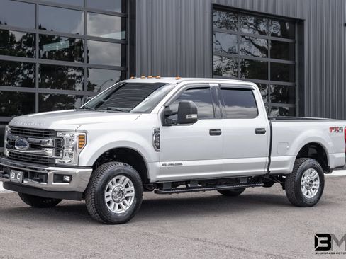 Used 2019 Ford F250 XLT w/ XLT Value Package AWD/4WD image 2