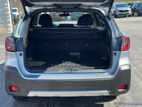 Used 2023 Subaru Outback Limited AWD/4WD image 5