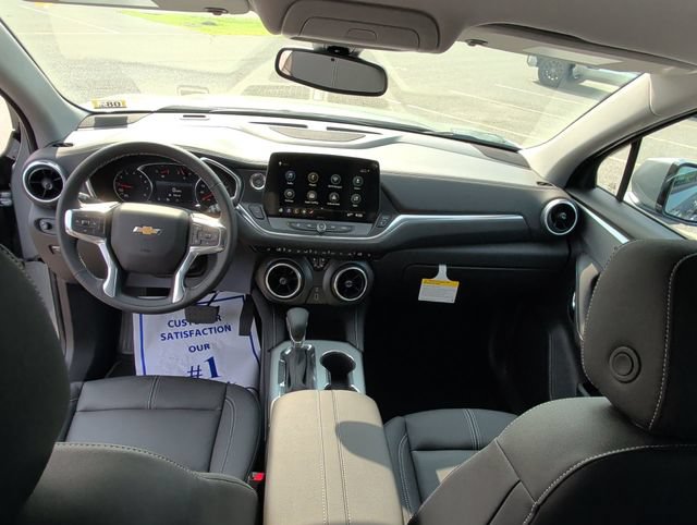 New 2026 Chevrolet Blazer LT AWD/4WD image 21