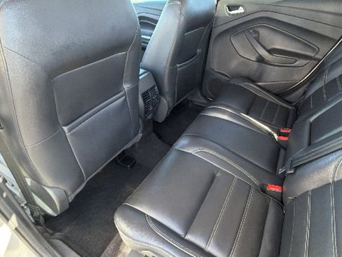 Used 2018 Ford Escape SEL AWD/4WD image 24