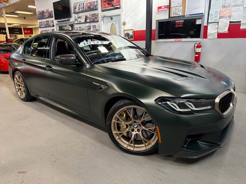 Used 2022 BMW M5 CS image 1