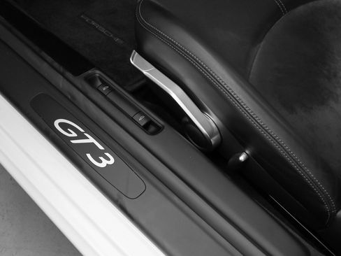Used 2007 Porsche 911 GT3 image 29