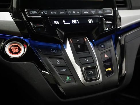Used 2023 Honda Odyssey Touring image 23