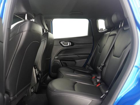 Used 2026 Jeep Compass Limited image 19