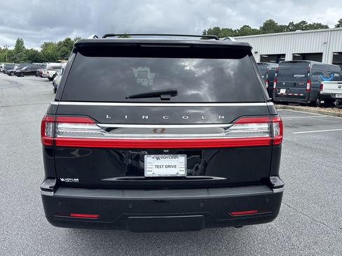 Used 2019 Lincoln Navigator Select w/ Cargo Package RWD image 7