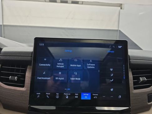 Used 2024 Ford Expedition Max Limited image 37