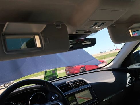 Used 2019 Jaguar F-PACE Prestige image 23