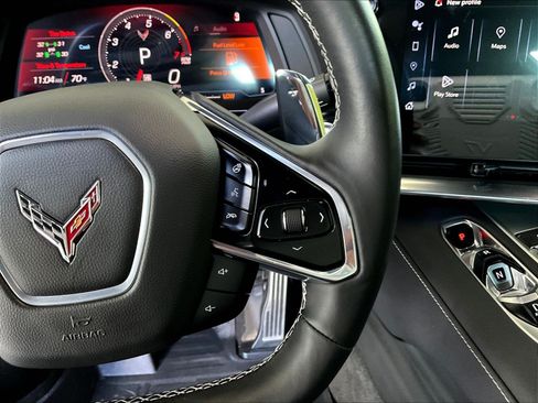 Used 2024 Chevrolet Corvette Stingray Preferred Cpe w/ Z51 Performance Package RWD image 11