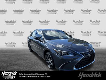 New 2025 Lexus ES 350 w/ Premium Package